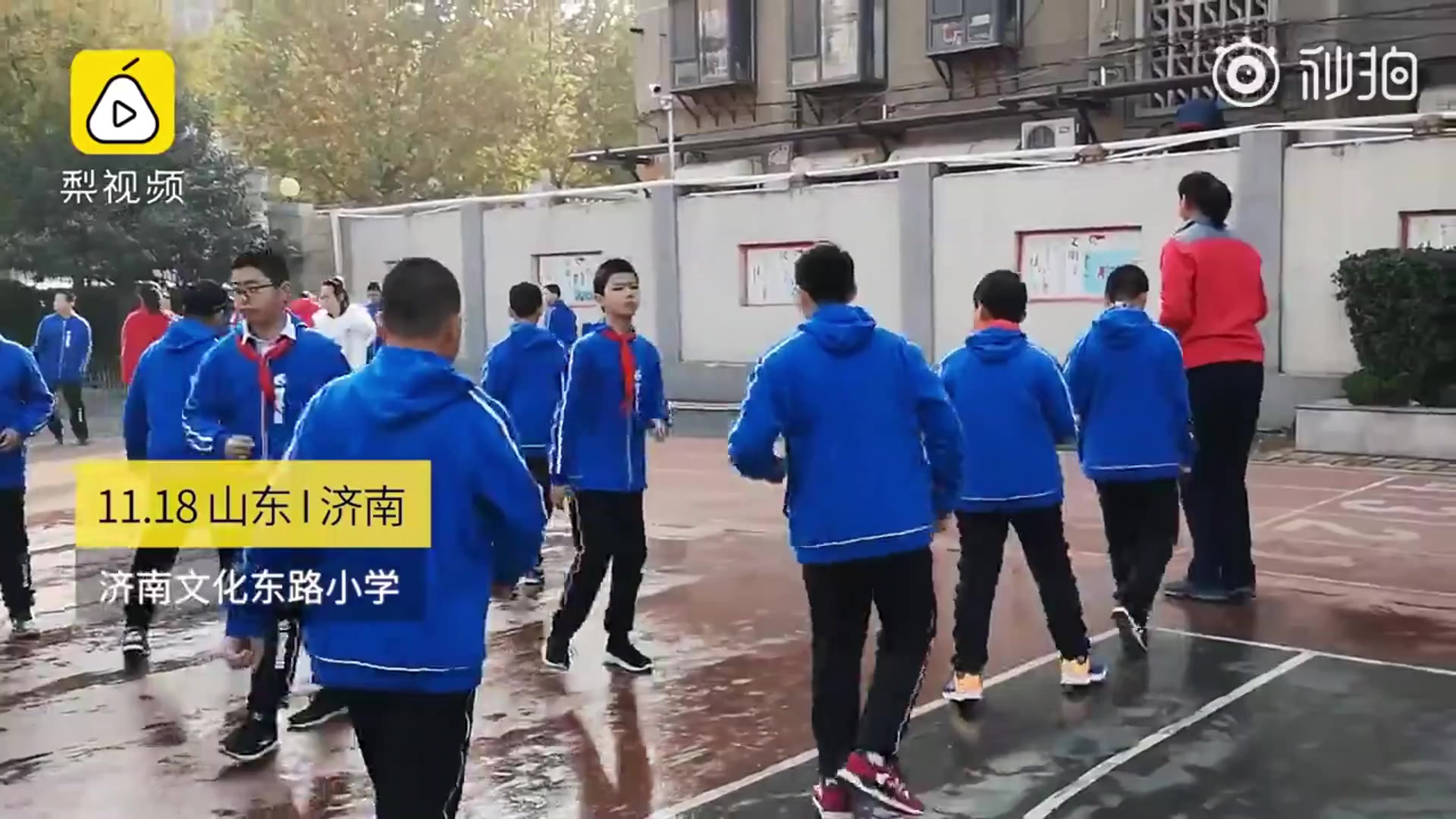 鹤立鸡群！11岁就2米1，来看看张子宇小学时期的采访