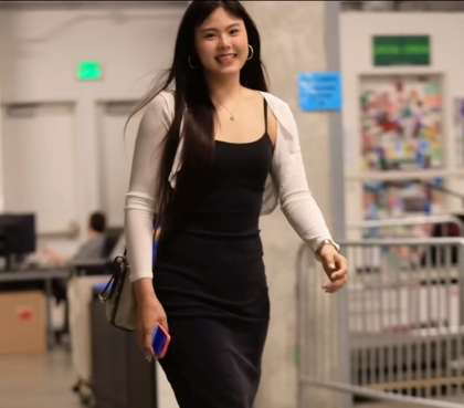 继续加油冲！李月汝晒照：勇敢说再见才能被奖励新的开始
