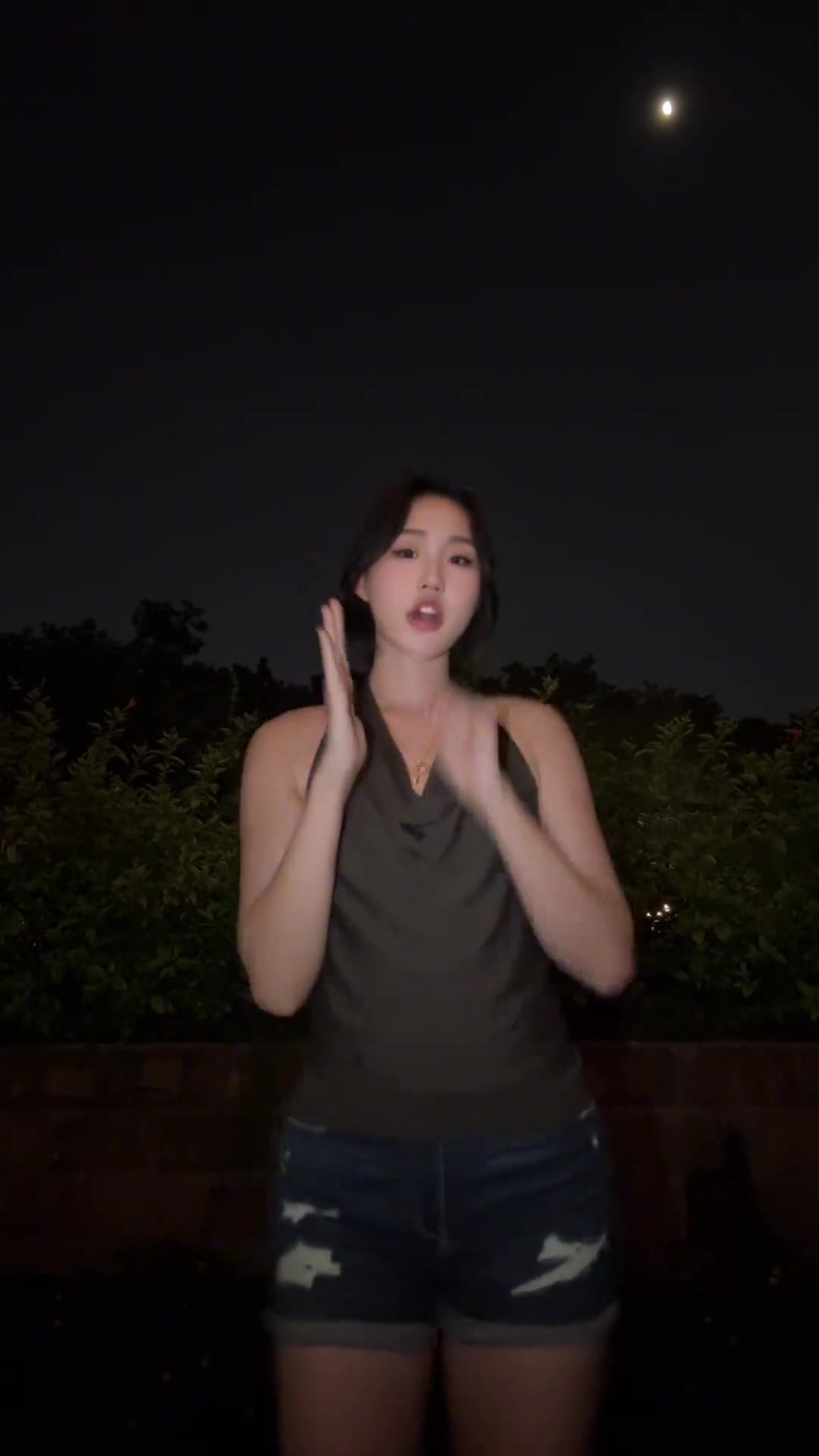 很可爱捏刘礼嘉05年的小女友！也是打篮球的