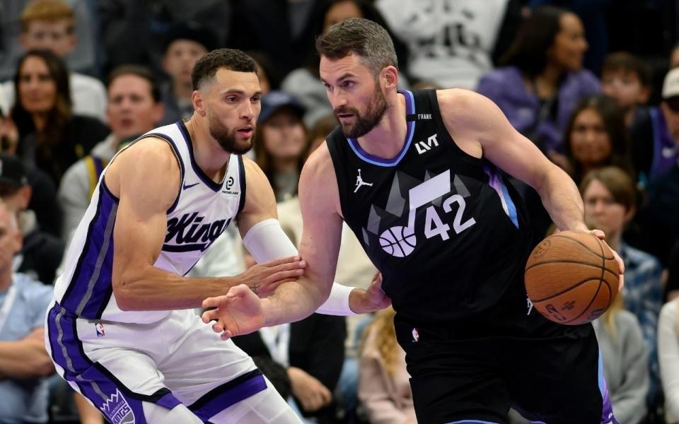 威少16+12+14第206次三双国王惜败爵士拉文34分乔治31分