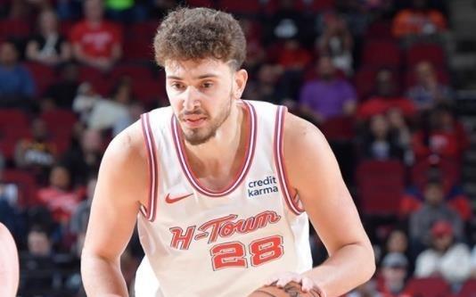 火箭队再伤一人！第2中锋缺战勇士，双塔优势荡然无存，4核心伤退