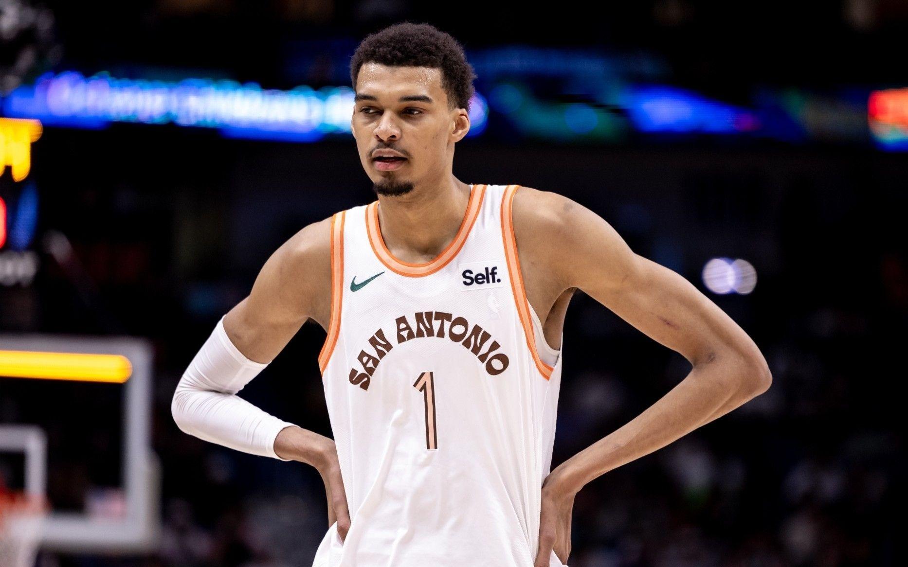 马刺队史25+15+5+5场次：文班第三，上将和邓肯前二