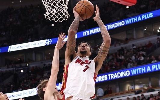 韦尔20+14吉迪准三双热火客场大胜公牛