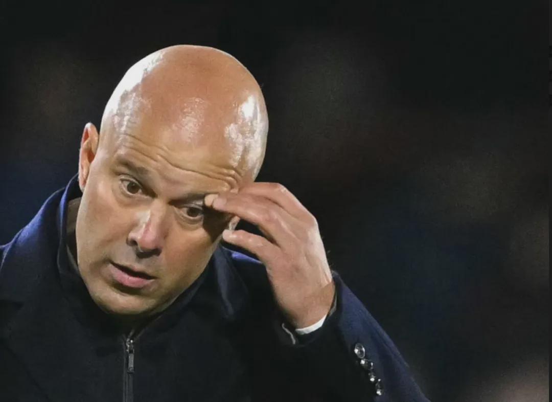 斯洛特：我能感受到高层信任！经纪人暗示埃斯特旺未来或加盟巴萨