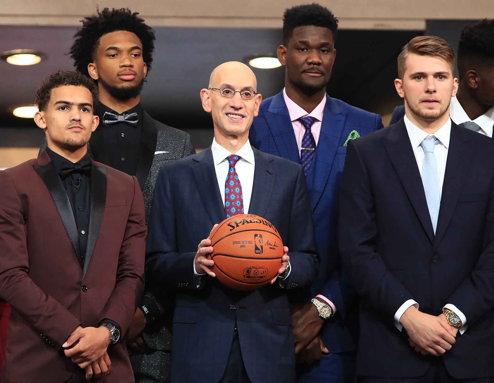 付政浩：开拓者GM真是NBA版及时雨独行侠送东契奇好歹还互换筹码
