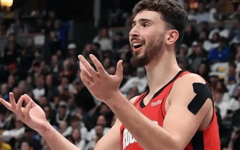 申京就该当轴！2赛季出手小于10次12胜1负，进攻流畅防守也积极了