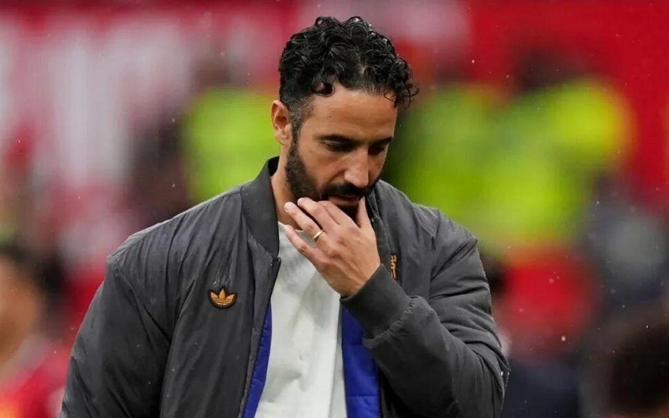 阿莫林谈曼联11西汉姆联的换人