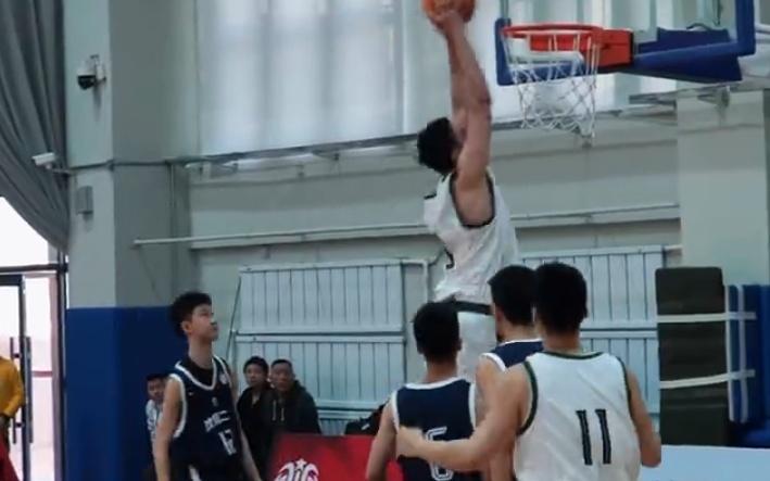 22分钟23+6仍惜败：韩德君替身天赋卓绝场均20分钟20+10效率超高
