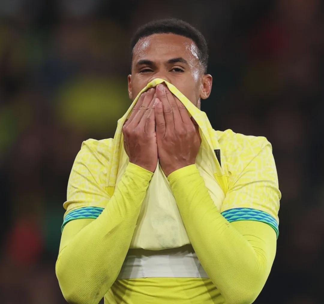 巴西确认阿森纳中卫大腿肌肉受伤！英格兰5人领导小组枪手占2人！