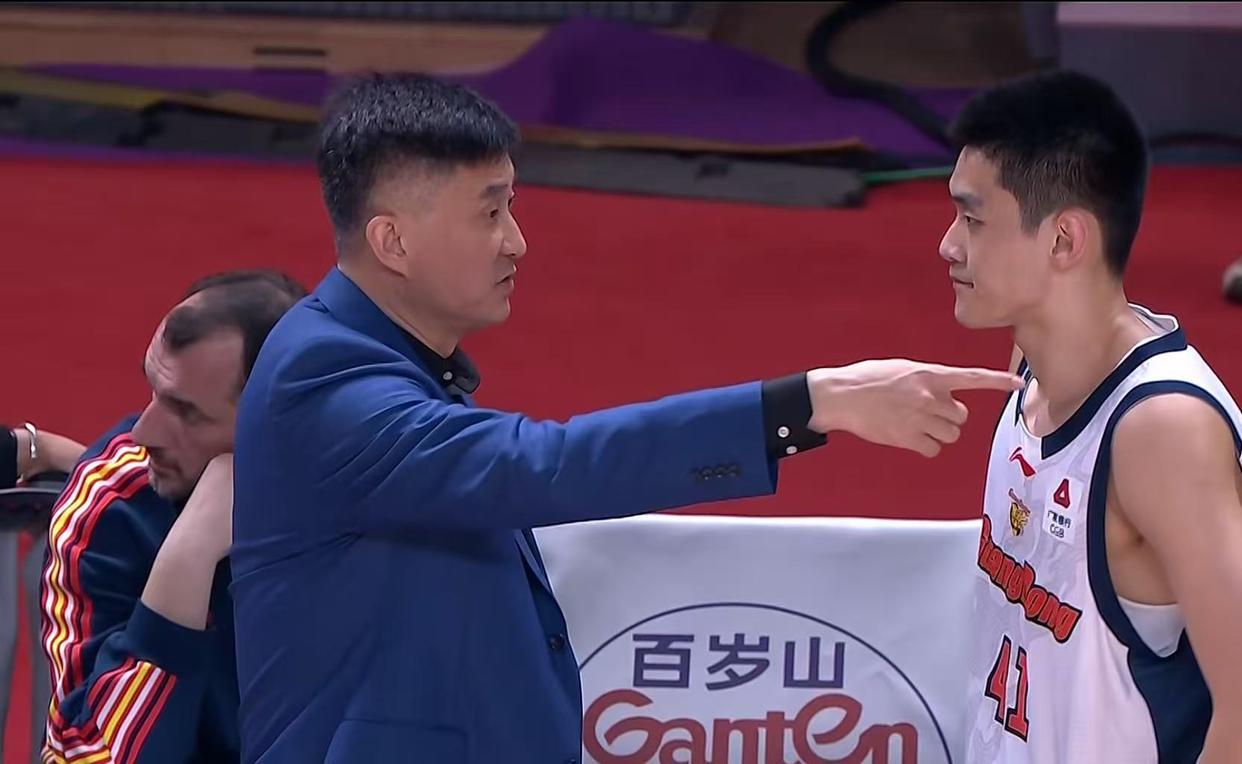 朱芳雨赌对了！麦考尔确认复出，广东队拒绝签约第5外援！