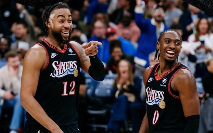 13分大逆转！6连胜冲上东部第一！新星轰26+11，最强黑马诞生