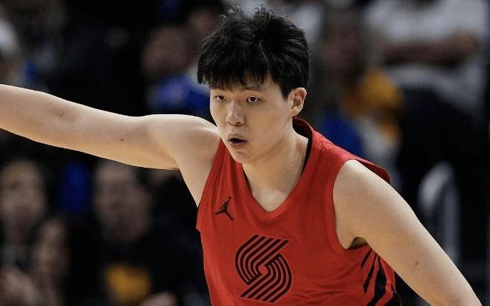 威少梦回巅峰！开拓者3连胜，杨瀚森2分！这一战彻底认清8名球星