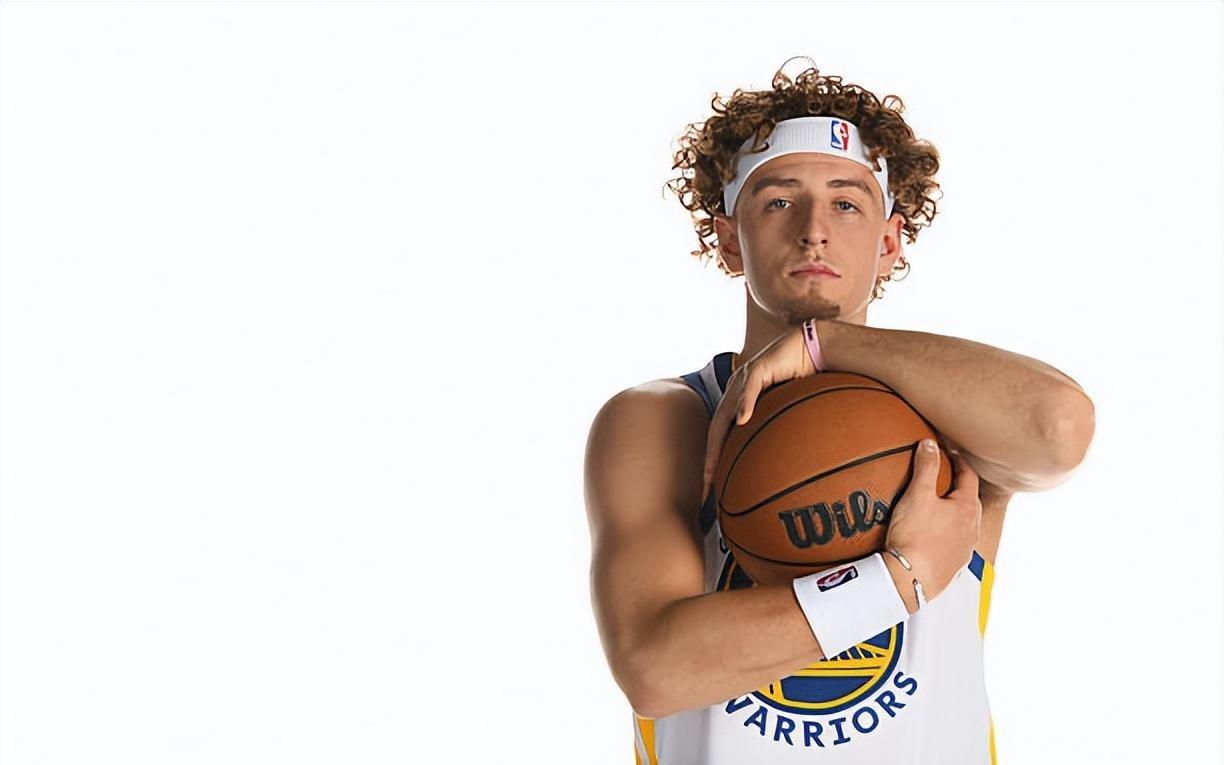 勇士后场新星：库明加是一名职业球员，我们把这一切当成生意就好