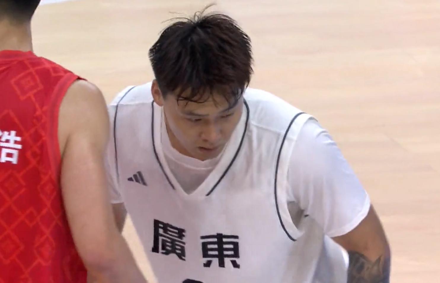 狂胜16分却笑不出来！山东一战戳破广东最强伪装，车轮战已被摸透