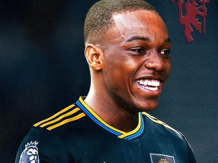 曼联欲再签南美小妖，17岁中场身价数百万！欧洲豪门疯寻新凯塞多