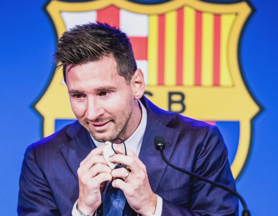 梅西：考虑回巴塞罗那！曼联目标要1.2亿！利物浦锁定范迪克替身