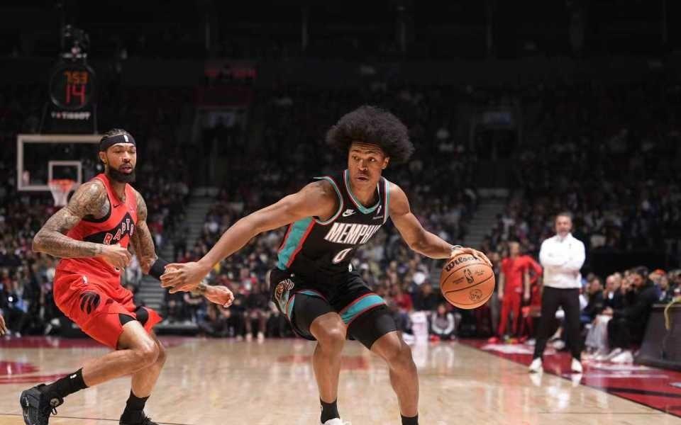 莫兰特禁赛！灰熊6人上双仍输猛龙巴恩斯19+12+8巴雷特27+6+6