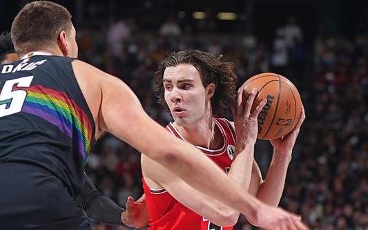 吉迪21+14约基奇36+18+13公牛终结掘金7连胜