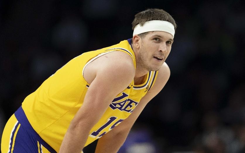 湖人92121雷霆球员评价：1人勉强及格，9人崩盘