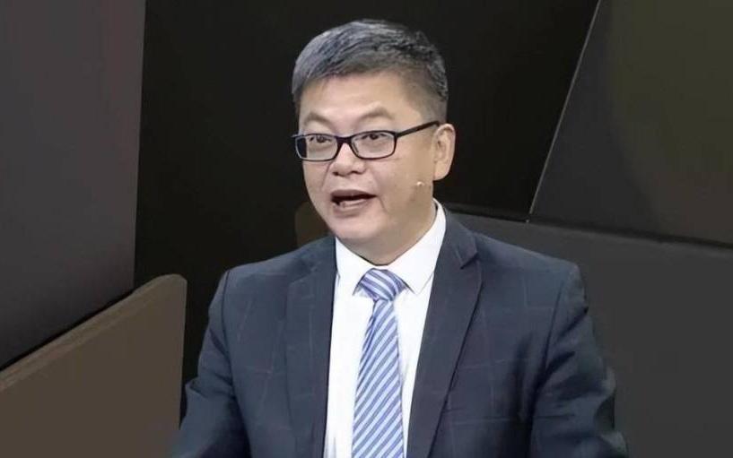 开拓者能卖到42亿，是杨瀚森功劳！名嘴苏群爆料，他1场没打值5亿