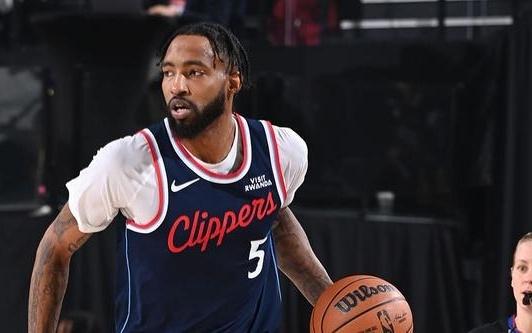 Shams：小德里克琼斯右膝内侧副韧带扭伤将在六周后复查