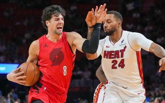 约维奇29+9阿夫迪亚空砍33+11热火主场力克开拓者