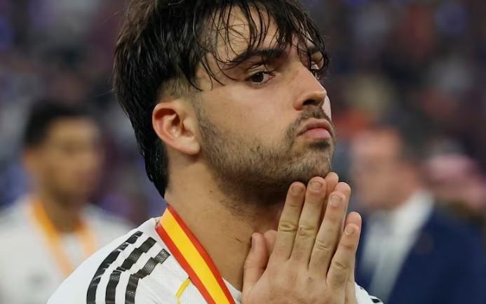 龙赛罗：皇马的青训球员拼尽全力，他们的巨星队友却毫无斗志