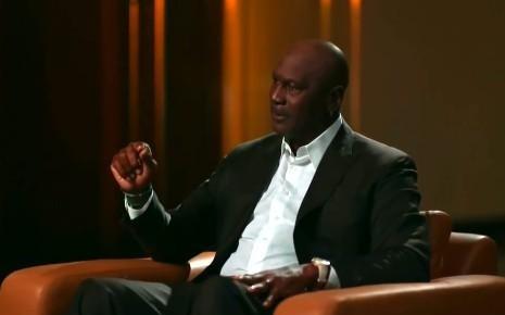 乔丹：当我听说爱德华兹不会破包夹，我去跟他交流了经验