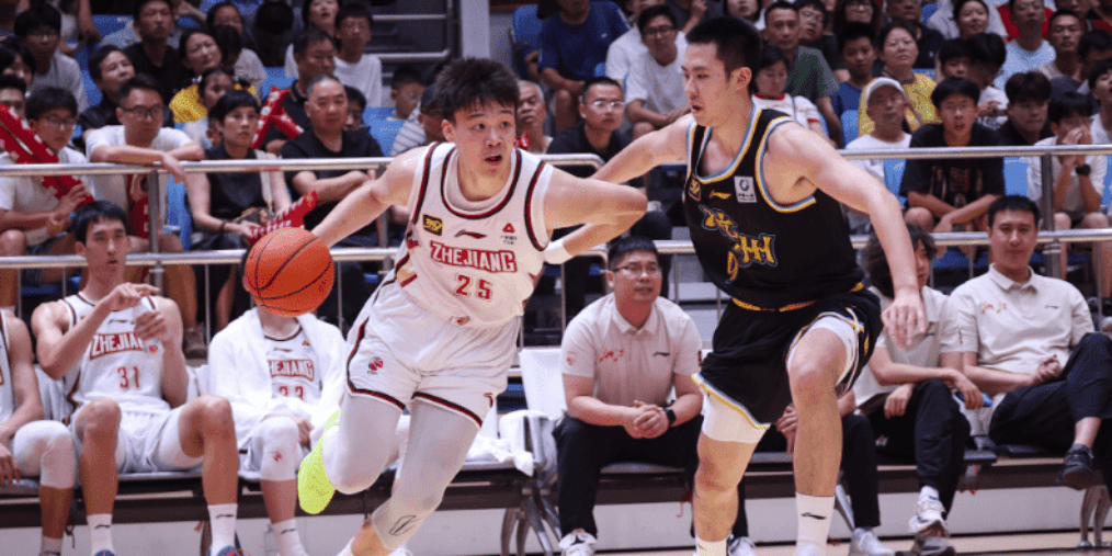 浙江男篮1分险胜广厦：两战全胜夺冠赵岩昊空砍21分