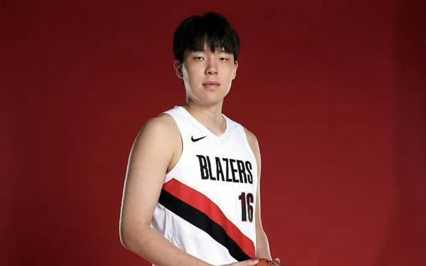 杨瀚森：休赛期已经增重8公斤，我的任务就是打好每一分钟