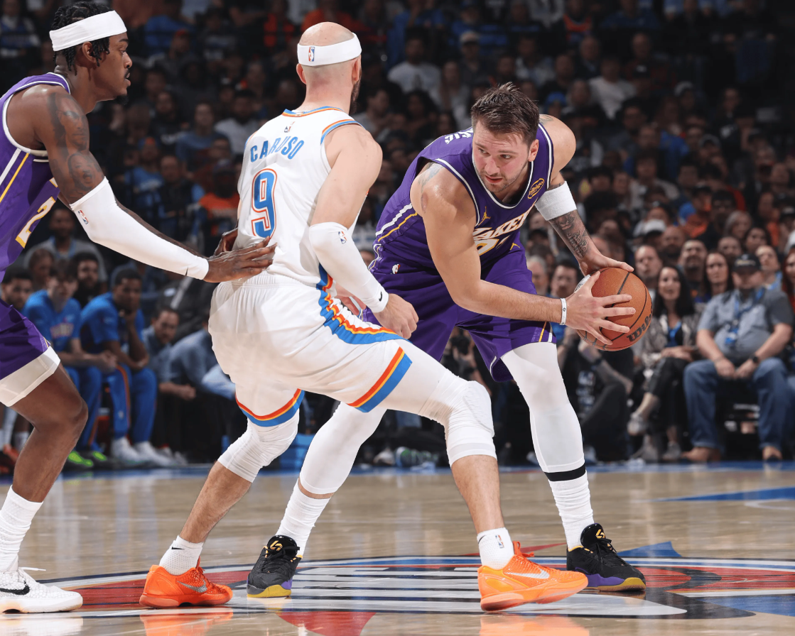 4连胜！东契奇20中7，湖人29分大败，这一战我不得不承认4个现实