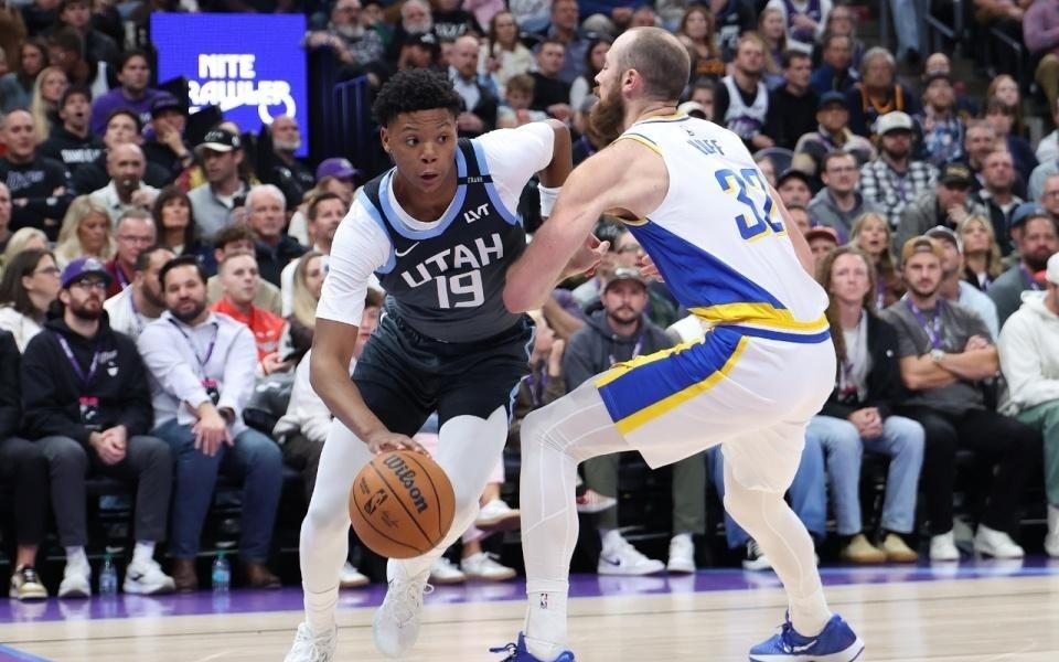 爵士轰152分创本季第一！8人上双送上届亚军11战10败马卡35分