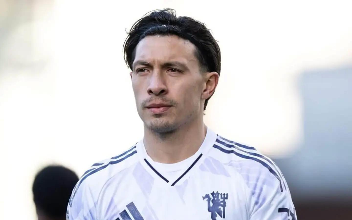 内维尔夸利马踢中场：控球不错，他在那个位置上做得很好