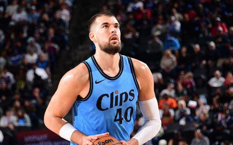 快船126124鹈鹕球员评价：4人满分，3人及格，3人崩盘