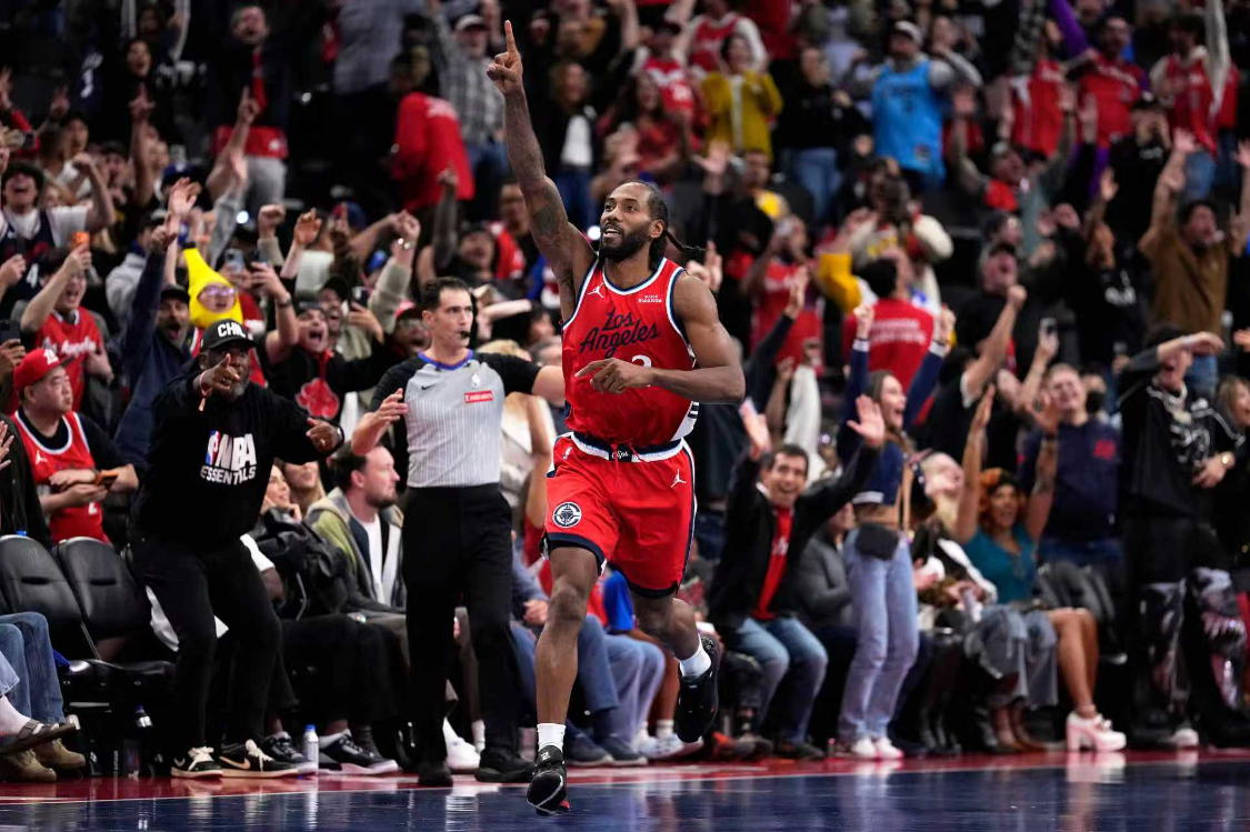 小卡34+5+5+6+5三分：压哨绝杀+末节14分救主赛季最强战