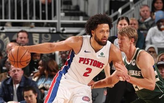 坎宁安29+8+10罗林斯24+7活塞轻取雄鹿12连胜