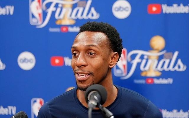 效力球队数量居NBA之冠伊斯史密斯现在在干什么