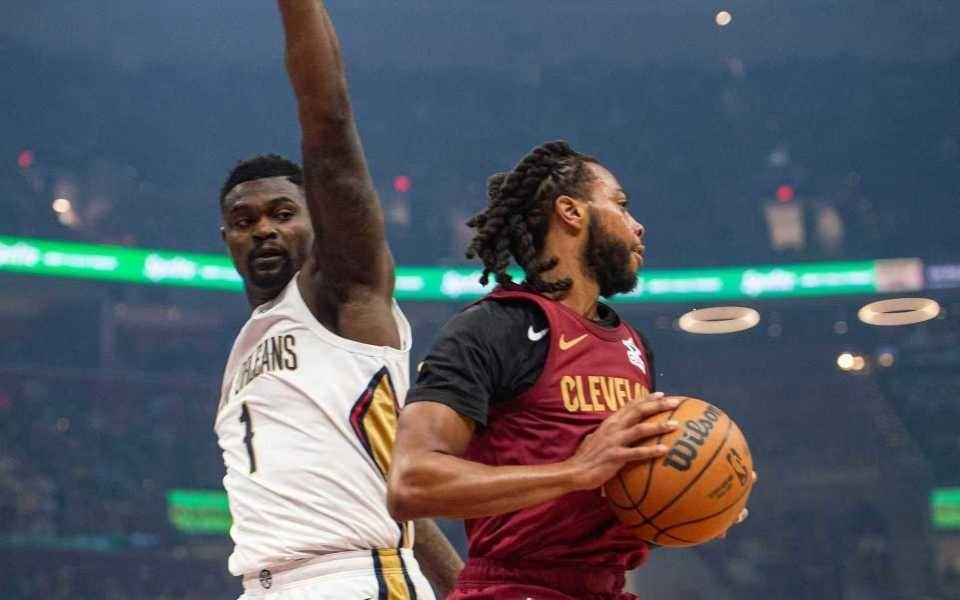 骑士9人上双大胜终结鹈鹕5连胜米切尔27分锡安26分