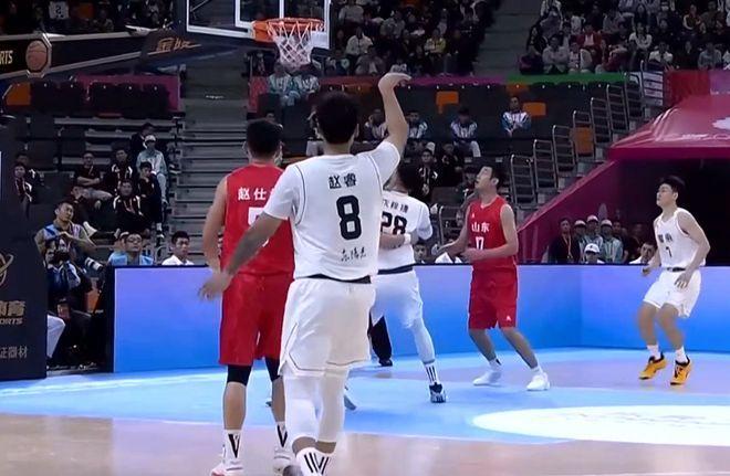 山东不敌广东山东内线单枪匹马广东全民皆兵外线火力全开