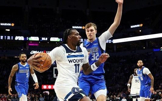 里德22+12弗拉格15分森林狼主场大胜独行侠