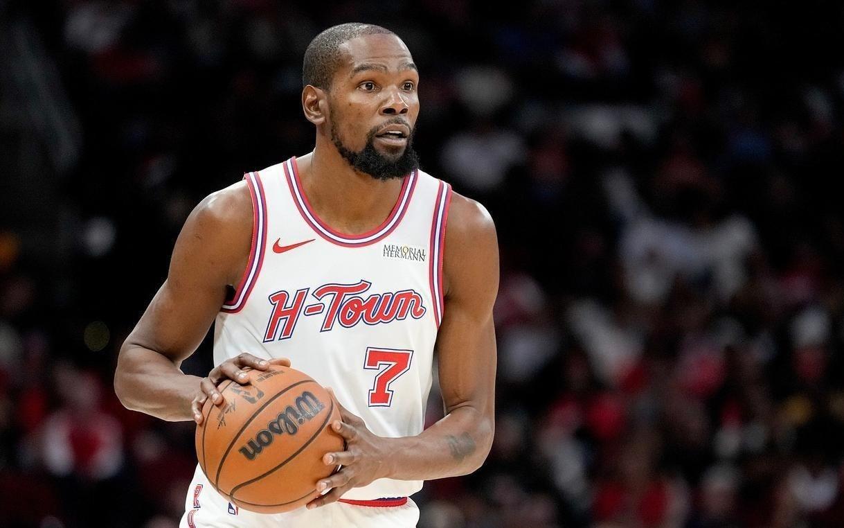 火箭对阵勇士！伤病名单出炉：航天城6人缺阵，超级残阵双核坐镇