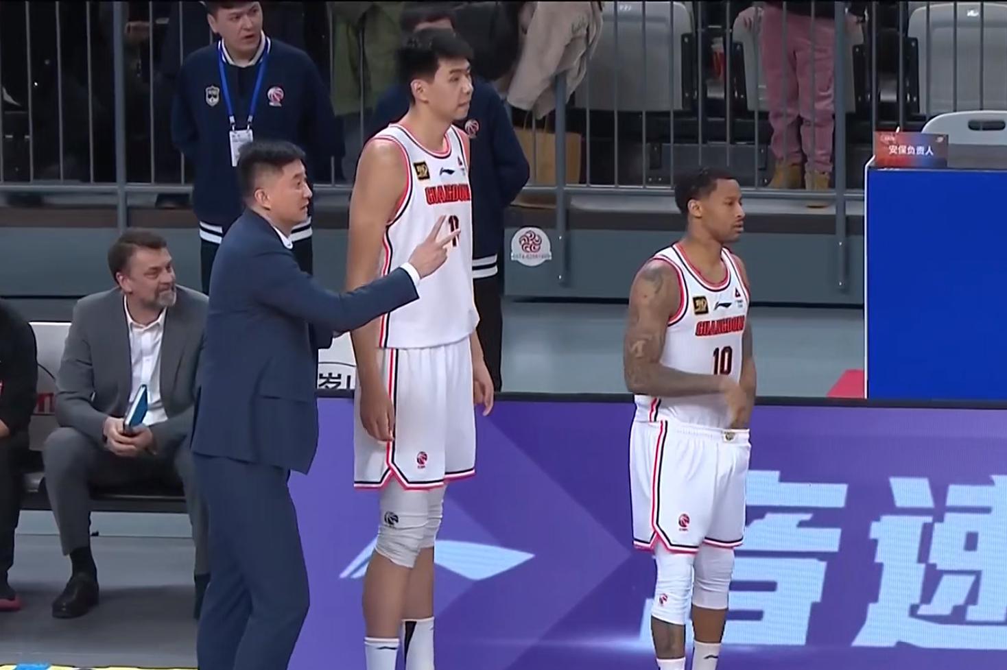 太适合广东队！CBA“全能中锋”狂轰33+15，或被朱芳雨重金签下