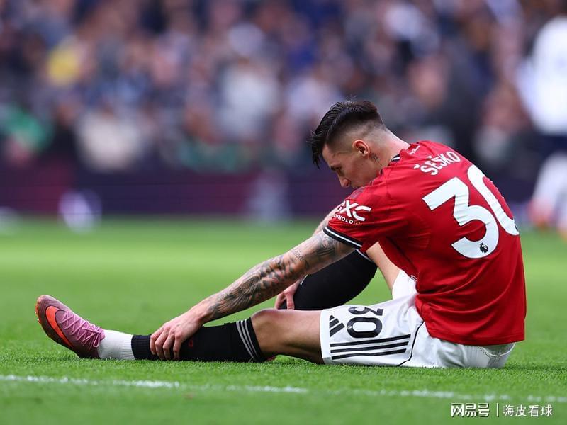 接上了！曼联中锋缺席数周，非洲杯困局可破解，边缘球员得到机会