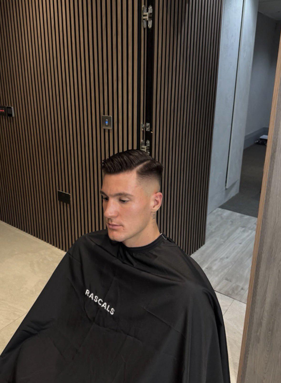 谢什科食物中毒恐仍缺阵！阿莫林恼火，还不知非洲杯三人能否参赛